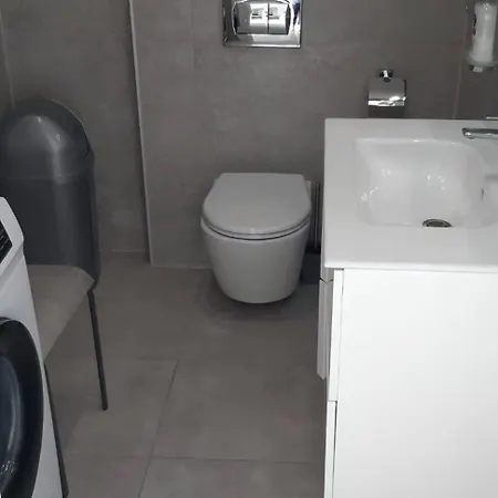Appartamento Southridge Ph With Jacuzzi, Views By Homely *