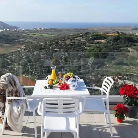 Appartamento Southridge Ph With Jacuzzi, Views By Homely